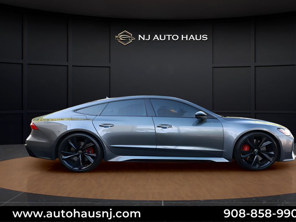 Used 2021 Audi RS 7 Sportback w/ Black Optic Package AWD/4WD image 9