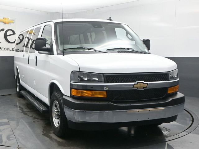 New 2025 Chevrolet Express 3500 LT w/ LT Preferred Equipment Group RWD image 30
