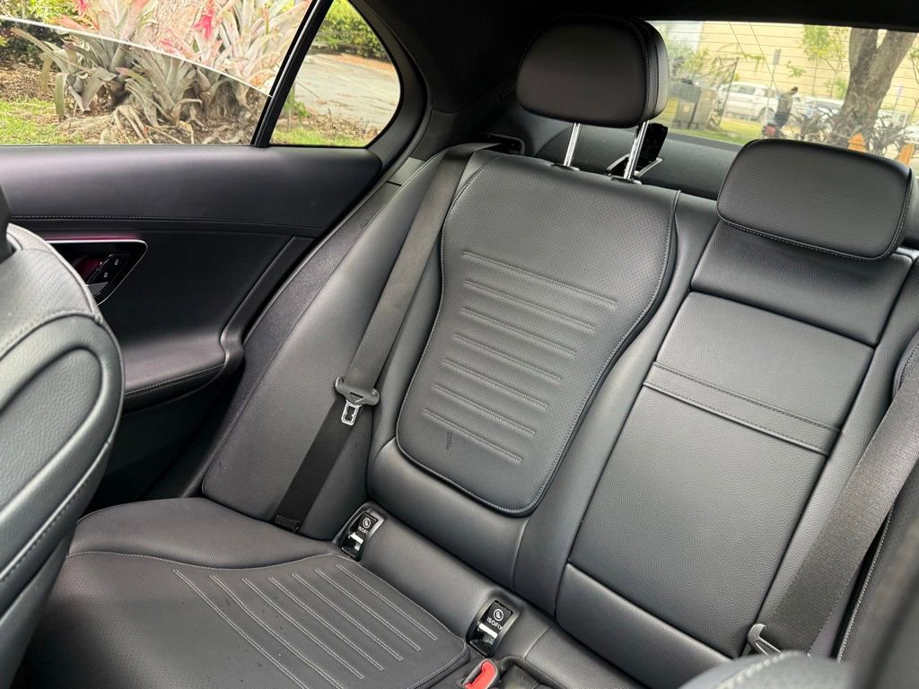 Used 2024 Mercedes-Benz C 300 Sedan image 12