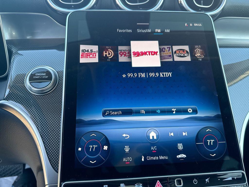 Used 2025 Mercedes-Benz GLC 350e 4MATIC image 26