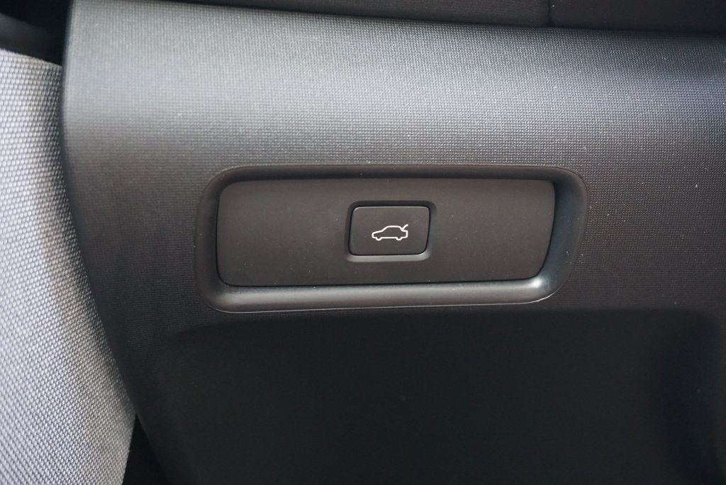 Used 2023 Polestar Polestar 2 w/ Pilot Pack AWD/4WD image 30