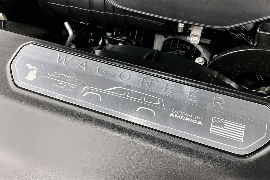 Used 2024 Jeep Wagoneer Series III w/ Premium Group I AWD/4WD image 40