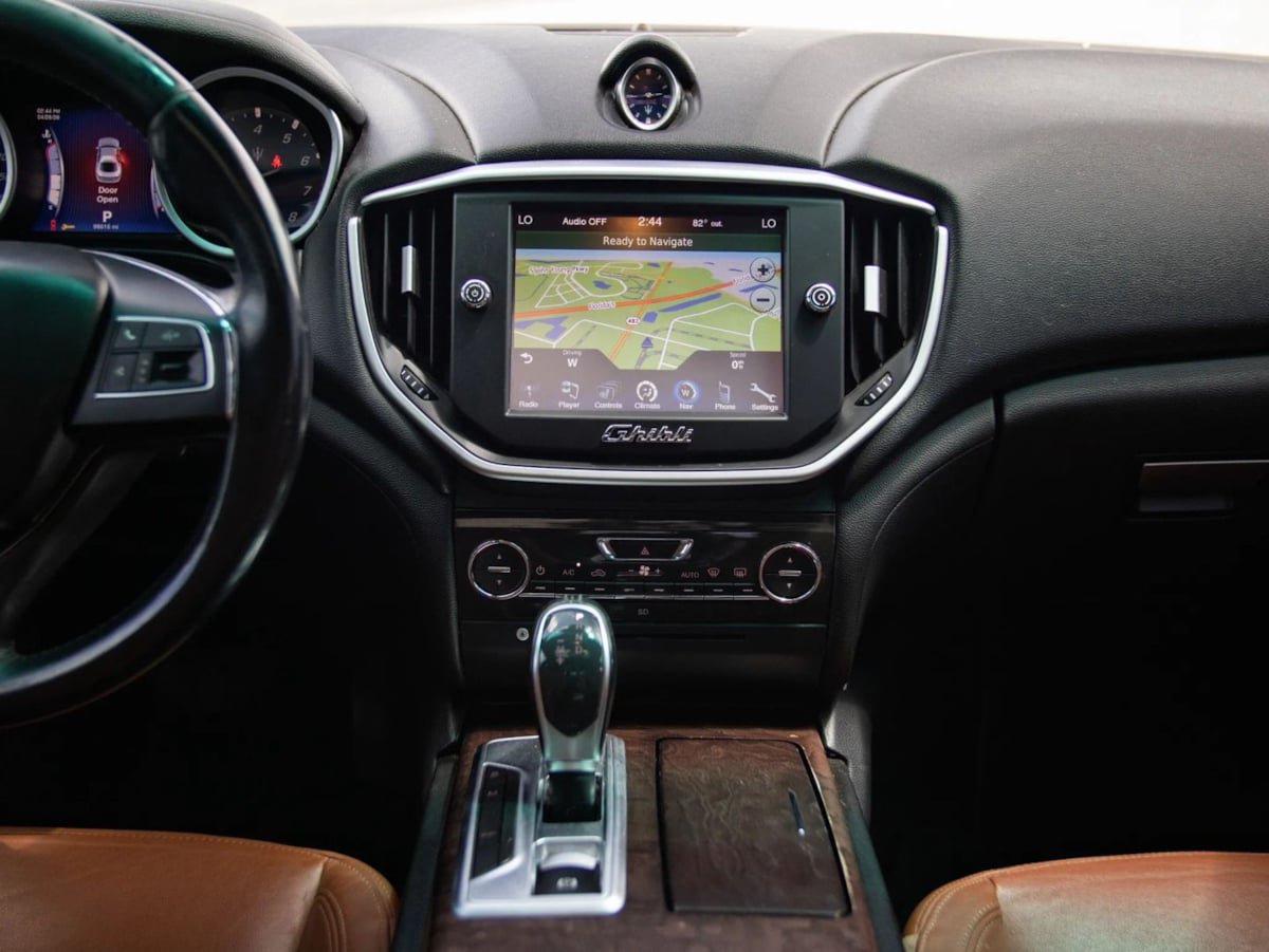 Used 2014 Maserati Ghibli S Q4 AWD/4WD image 34