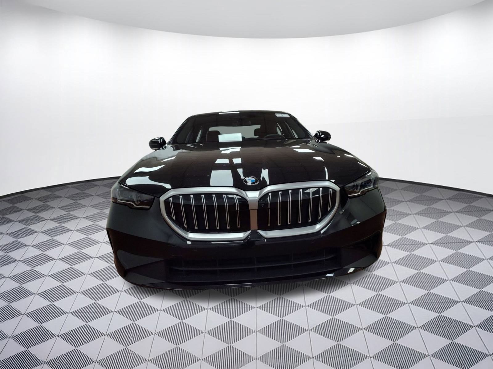 Certified 2025 BMW 540i xDrive image 5