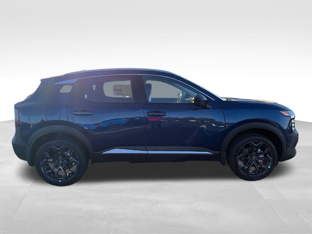 New 2027 Nissan Kicks SR w/ SR Premium Package AWD/4WD image 6