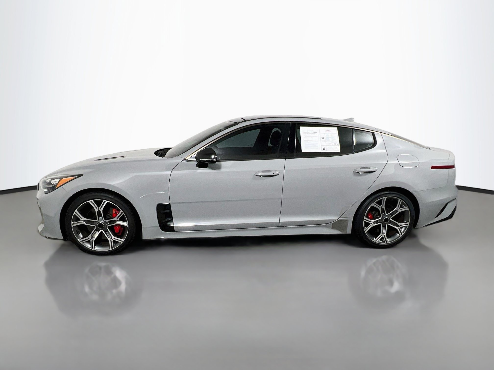 Used 2021 Kia Stinger GT2 AWD/4WD image 9