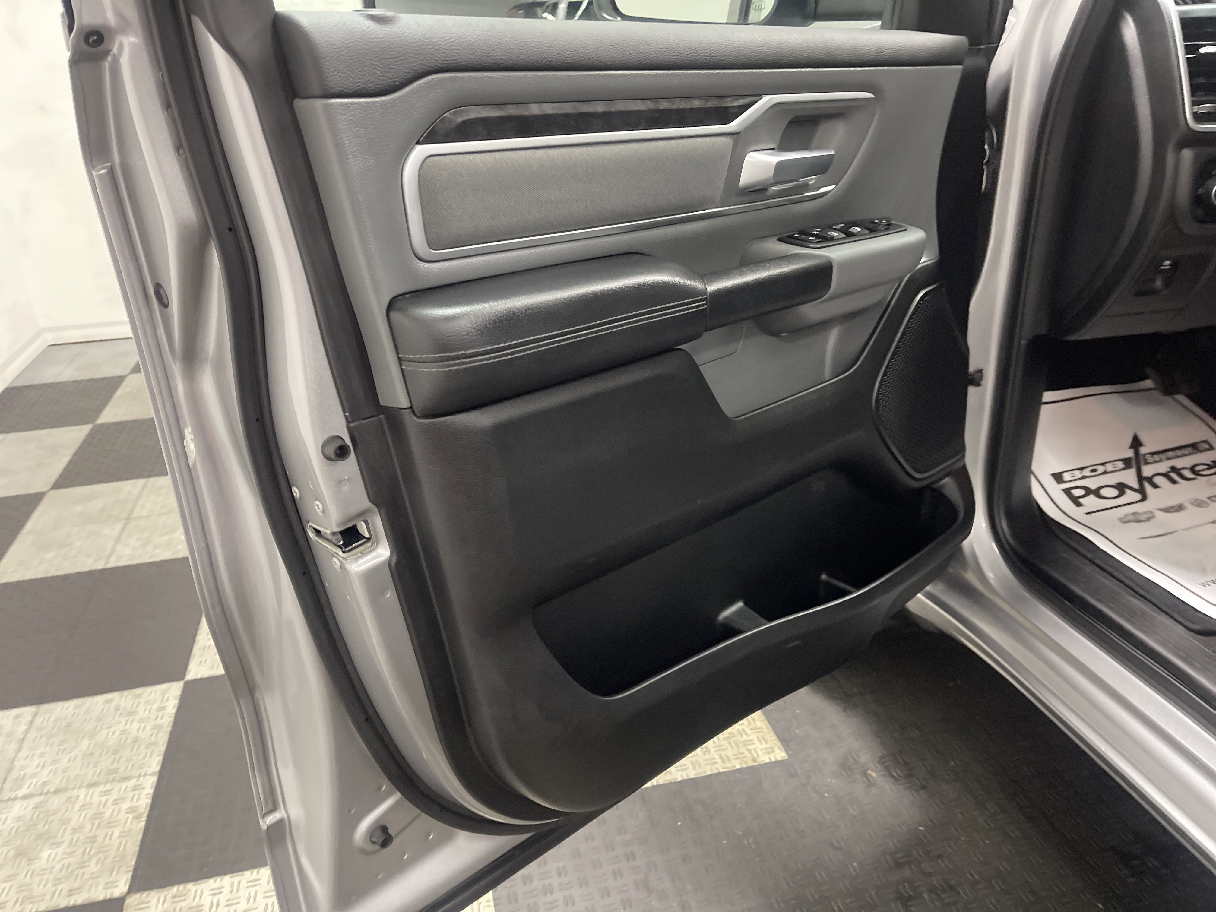 Used 2021 RAM 1500 Big Horn image 10