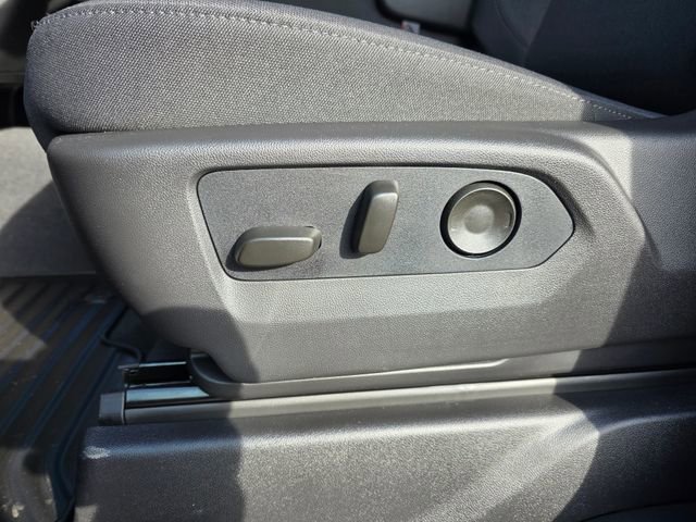 New 2026 Chevrolet Silverado 2500 Custom w/ Custom Value Package image 10