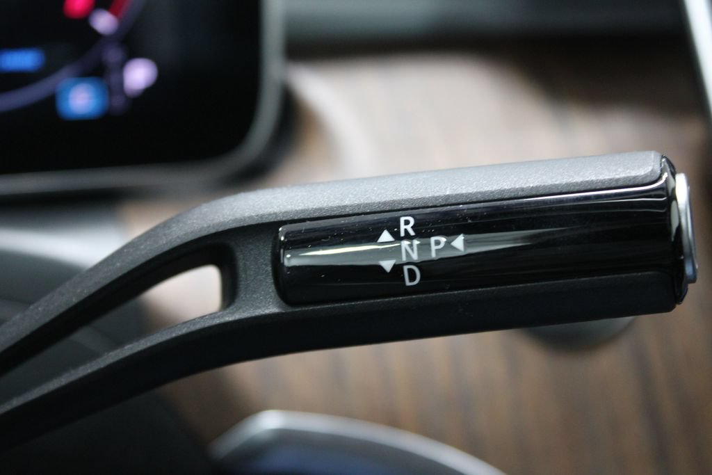 Used 2025 Mercedes-Benz C 300 Sedan image 34