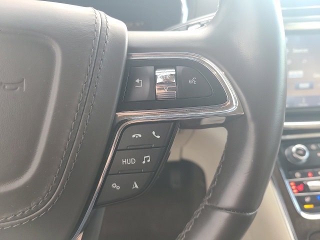 Used 2020 Lincoln Continental Reserve w/ Luxury Package image 23