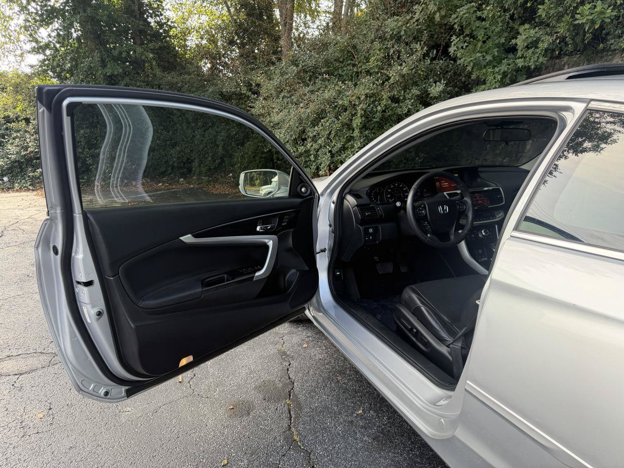 Used 2014 Honda Accord EX-L image 9