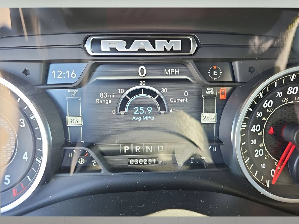 Used 2022 RAM 1500 Laramie AWD/4WD image 6
