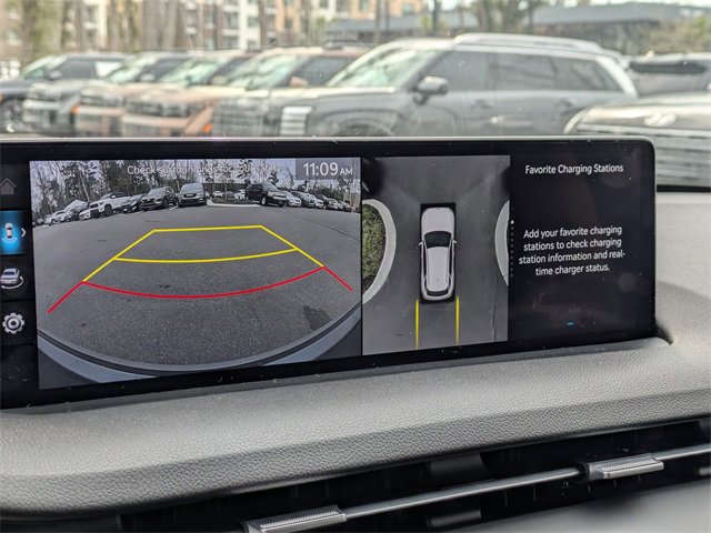 Used 2025 Genesis Electrified GV70 Advanced image 22