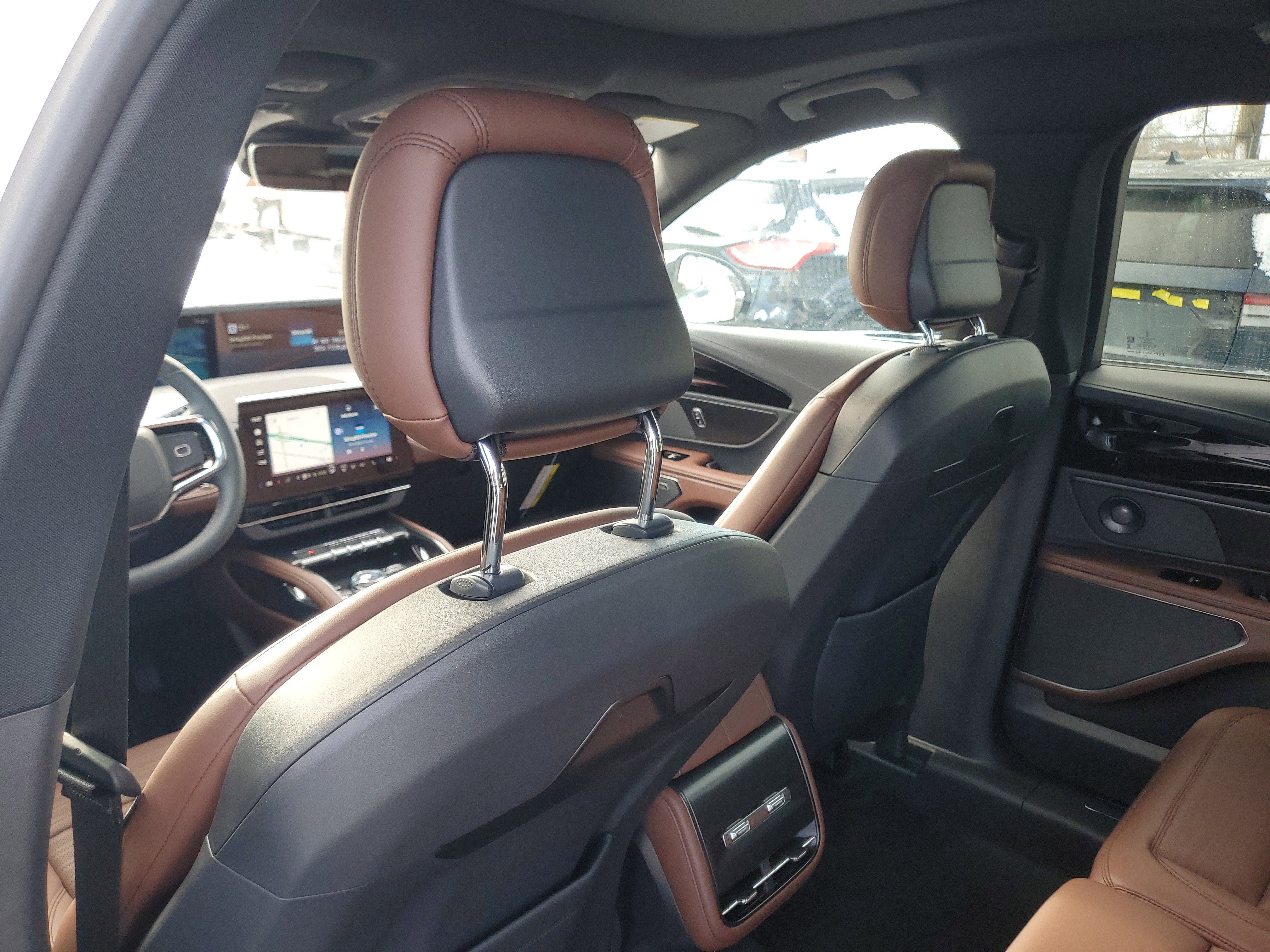 New 2026 Lincoln Nautilus Reserve w/ Jet Appearance Package image 29