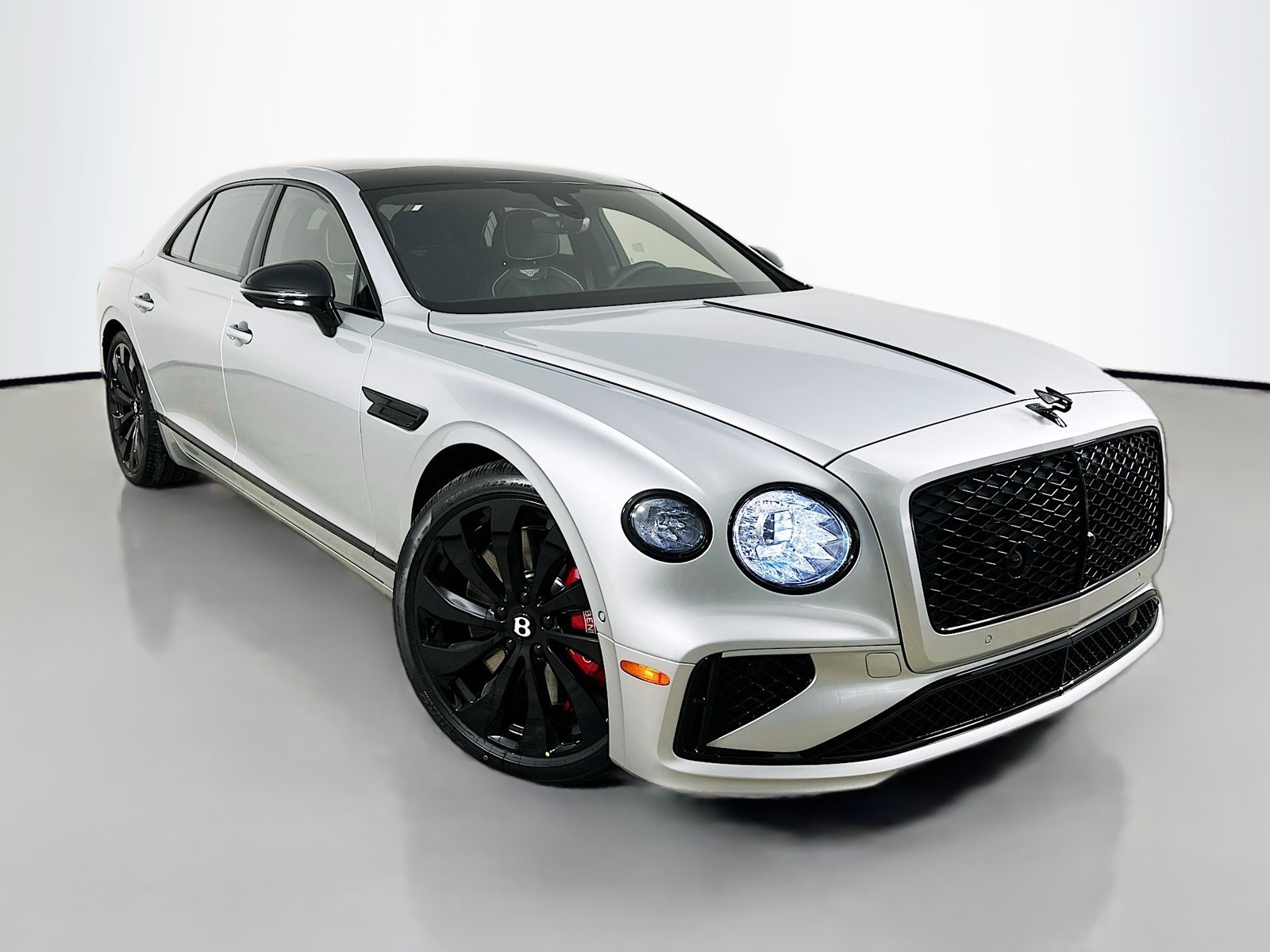 New 2026 Bentley Flying Spur V8 AWD/4WD image 1