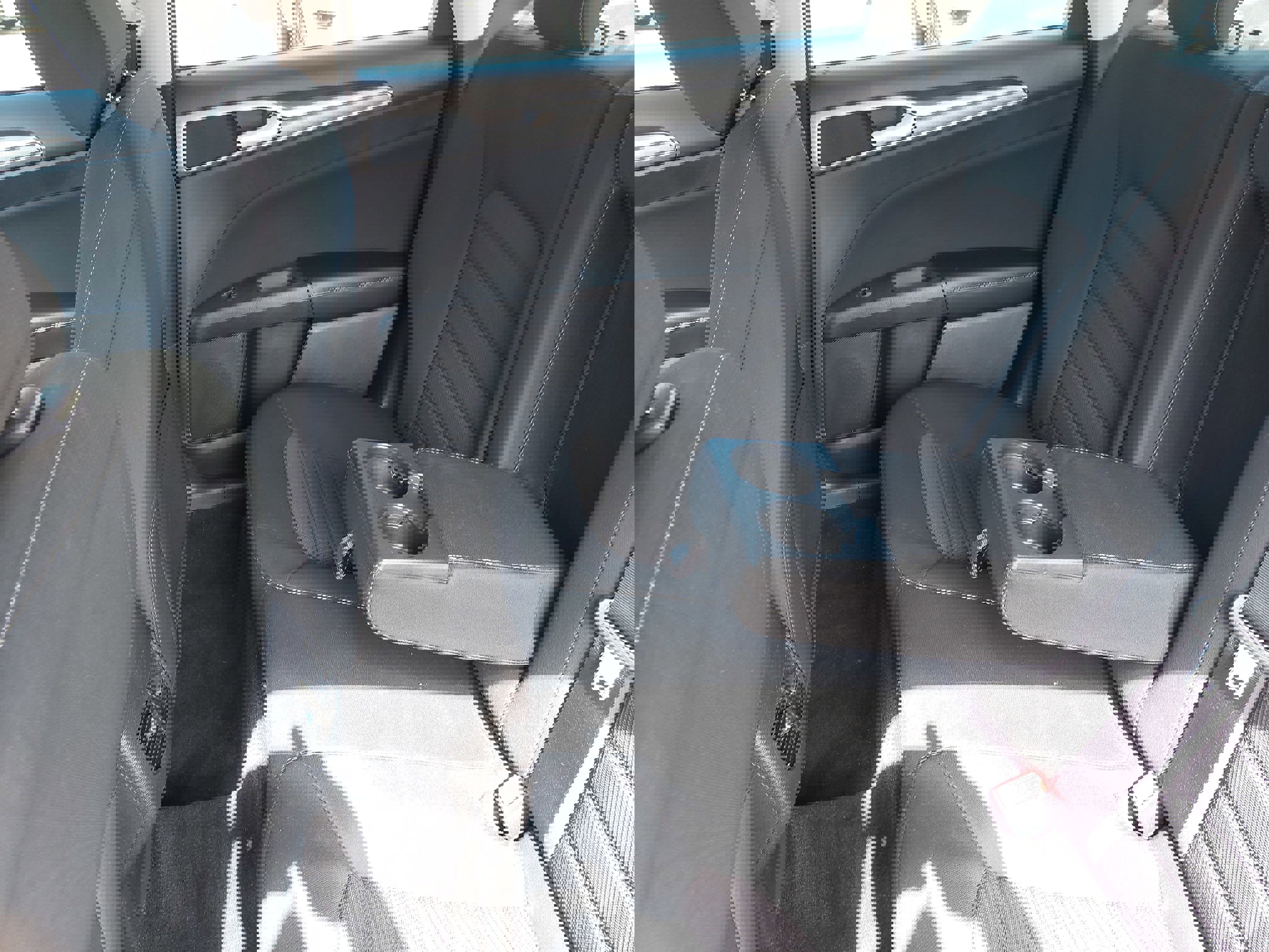 Used 2020 Ford Fusion SE image 16