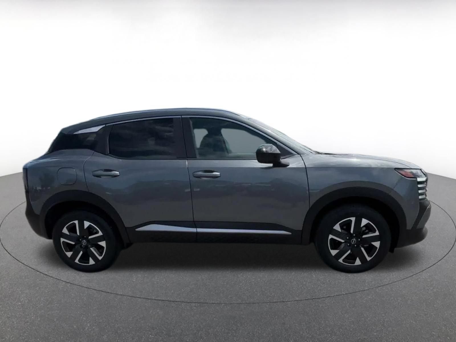 Used 2026 Nissan Kicks SV w/ Cold Weather Package AWD/4WD image 15