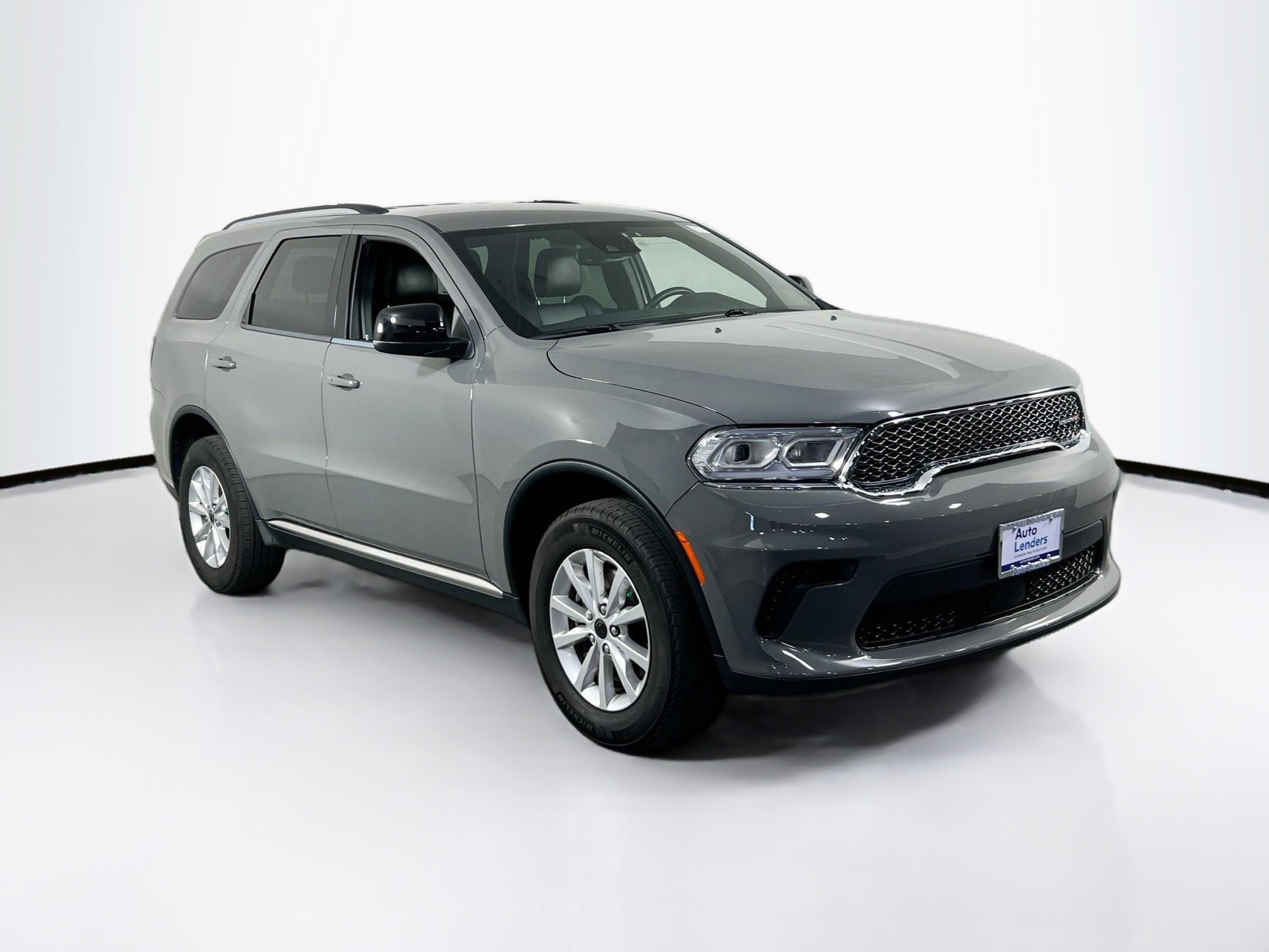 Used 2023 Dodge Durango SXT Launch Edition image 3