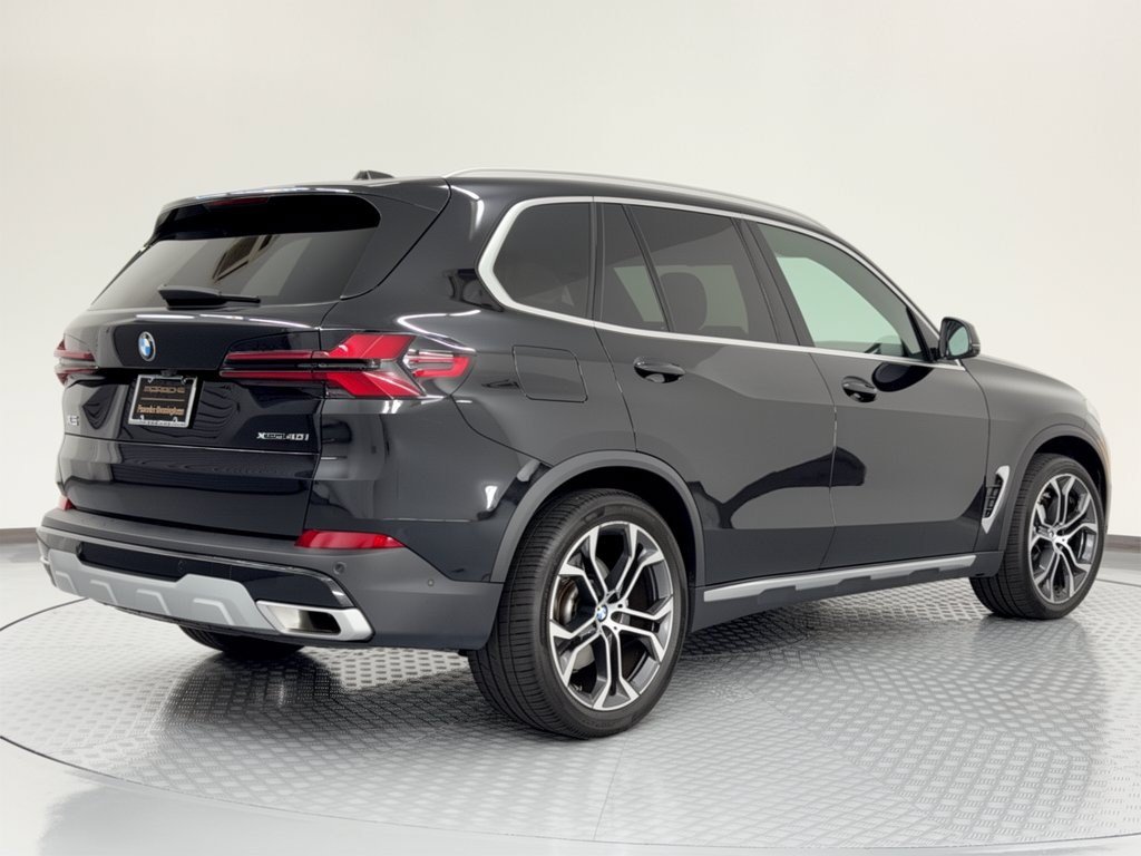 Used 2024 BMW X5 xDrive40i w/ Premium Package AWD/4WD image 9