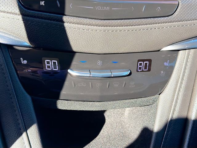 Used 2019 Cadillac XT5 Premium Luxury image 16