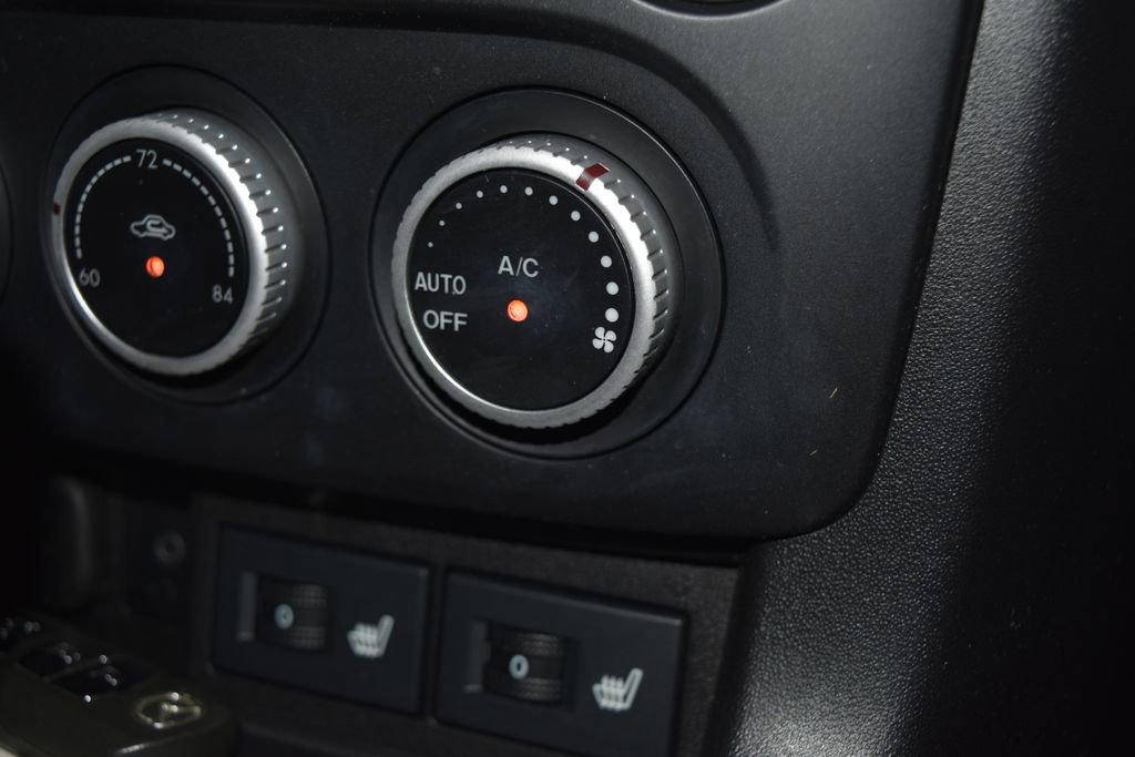 Used 2011 MAZDA MX-5 Miata Grand Touring w/ Premium Pkg image 16