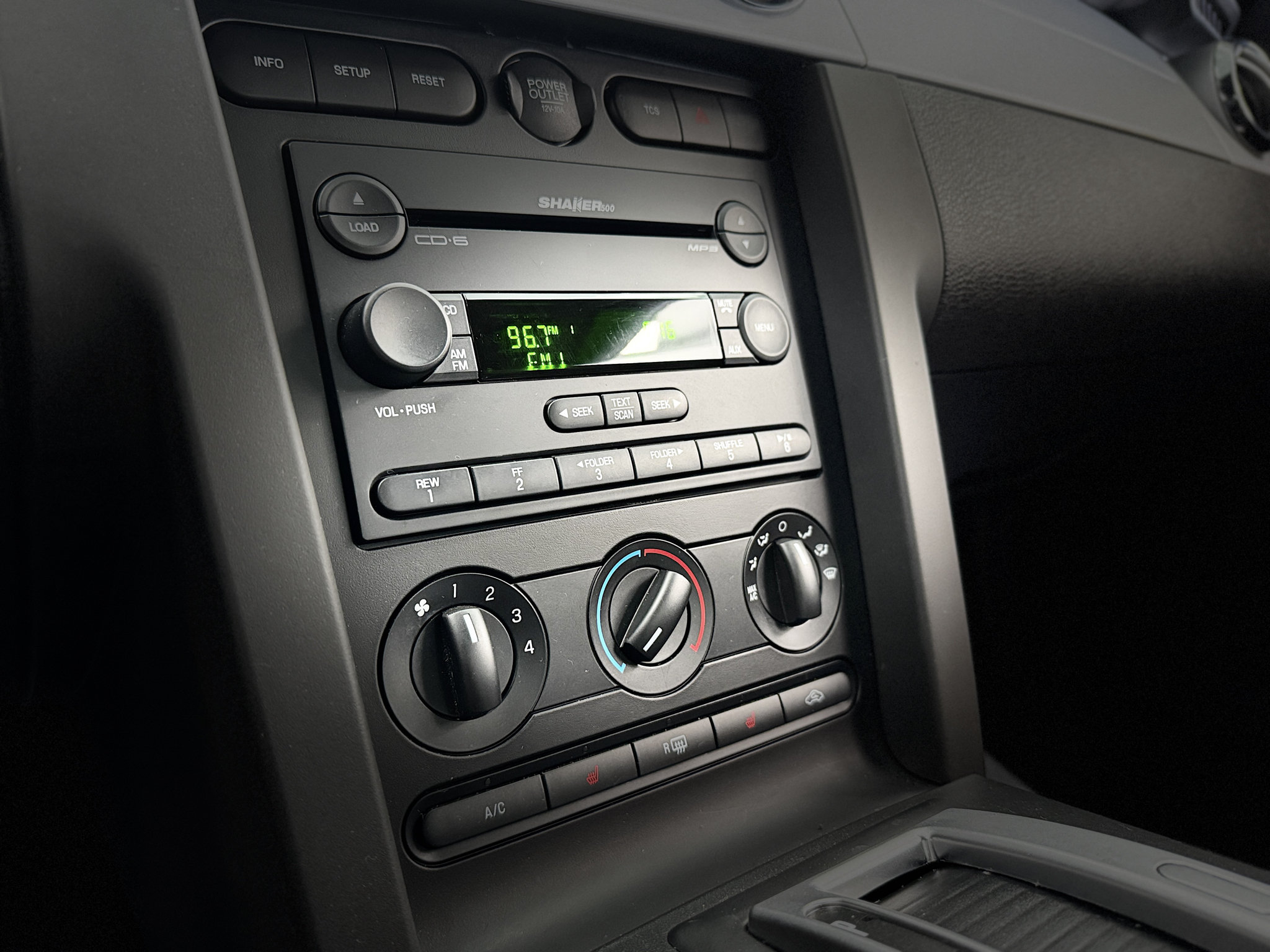 Used 2007 Ford Mustang GT RWD image 24