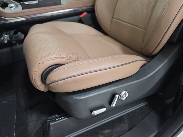 New 2027 Lincoln Navigator Black Label AWD/4WD image 26