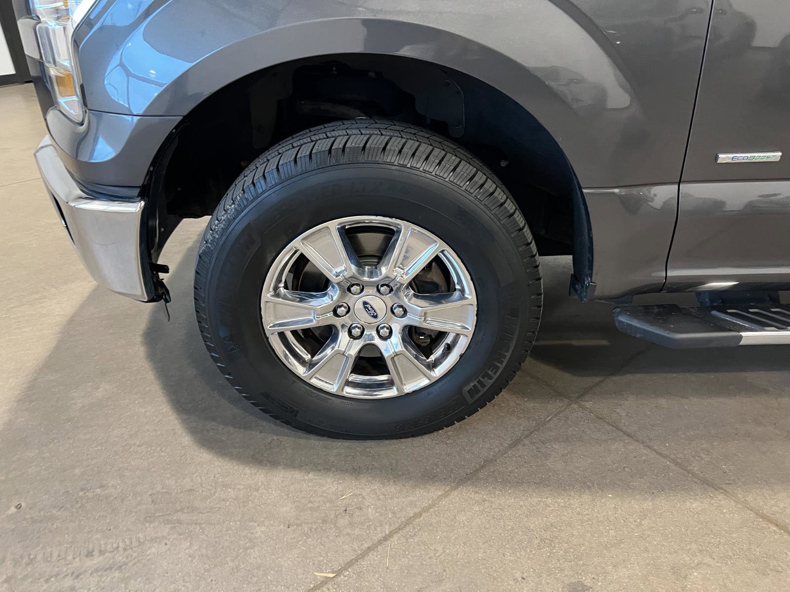 Used 2015 Ford F150 XLT w/ Equipment Group 302A Luxury image 41