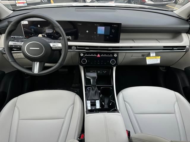 New 2025 Hyundai Tucson SEL image 16