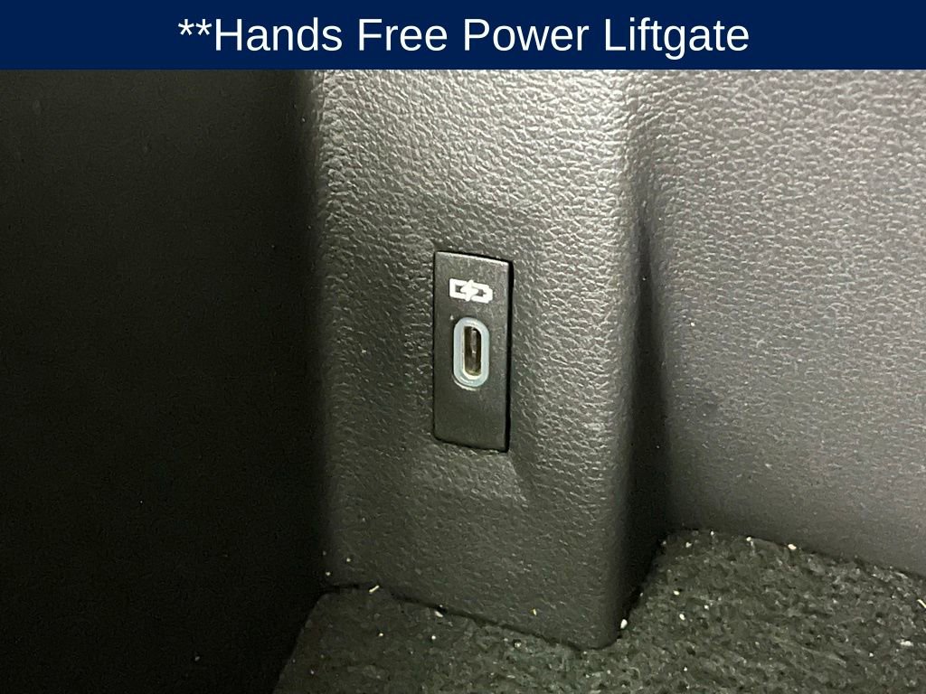 Certified 2022 Volkswagen Atlas Cross Sport SEL Premium R-Line w/ Cross Sport MDO Package AWD/4WD image 16