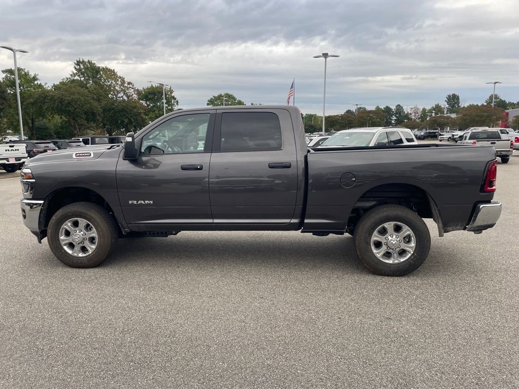 New 2026 RAM 2500 Big Horn AWD/4WD image 3