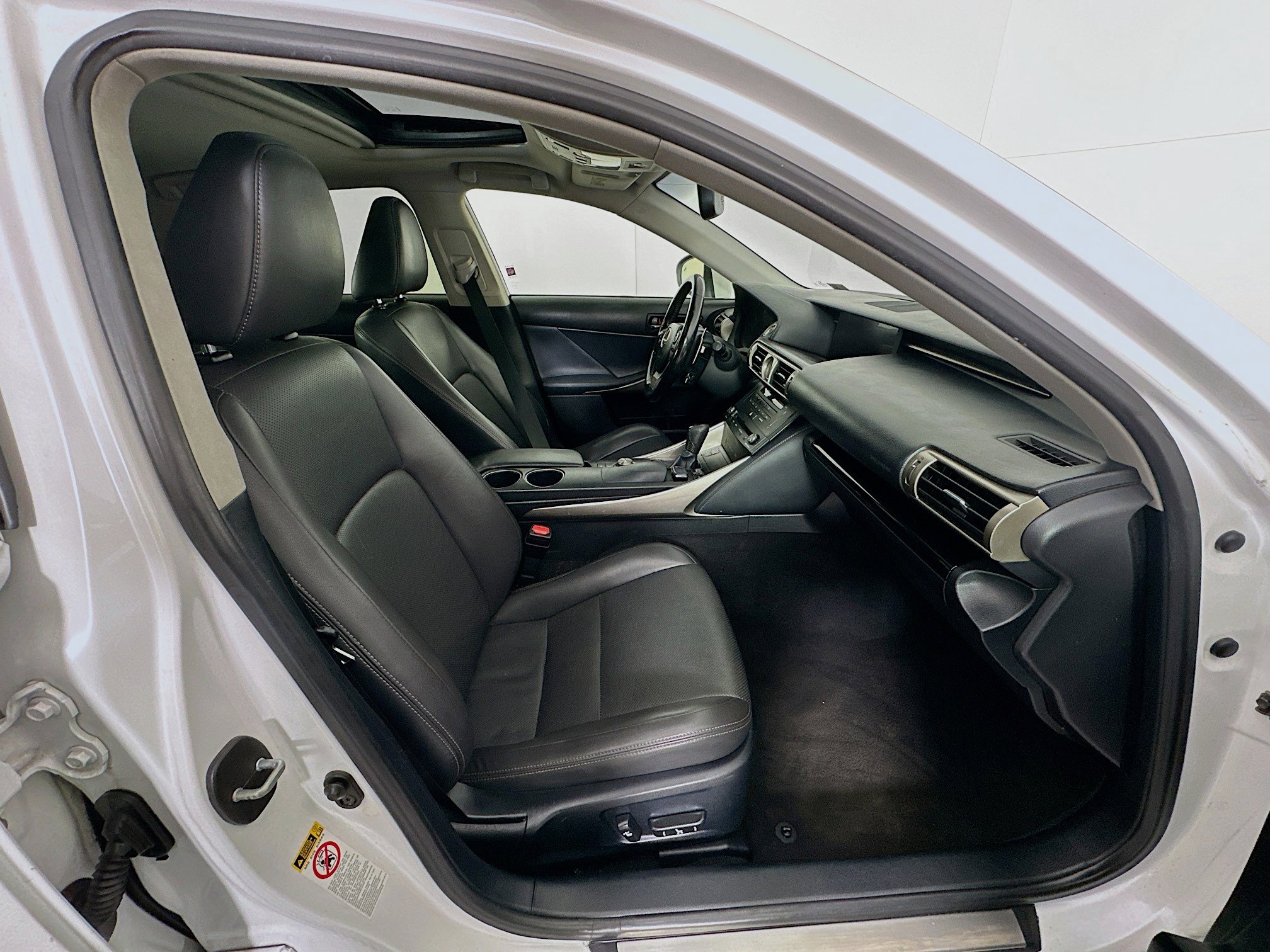 Used 2015 Lexus IS 250 image 33