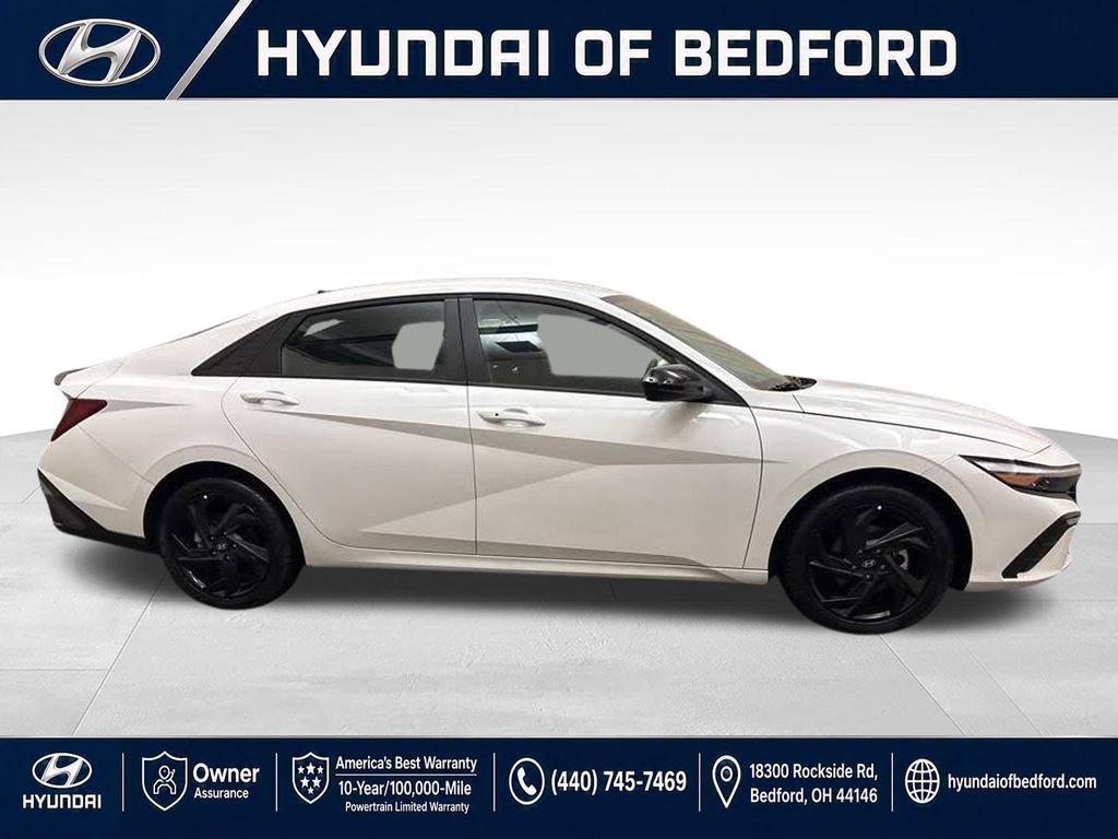 Certified 2026 Hyundai Elantra Sport FWD image 4