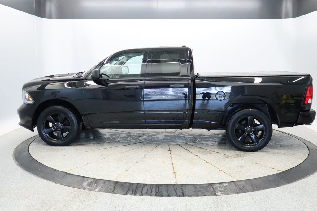 Used 2015 RAM 1500 Express w/ Black Ram 1500 Express Group image 2