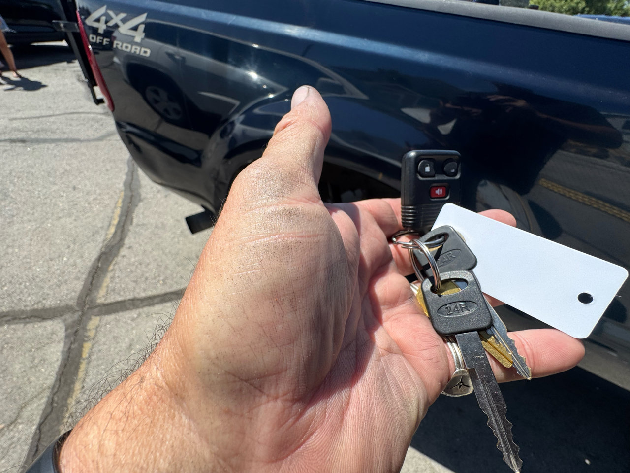 Used 2001 Ford F250 Lariat image 5