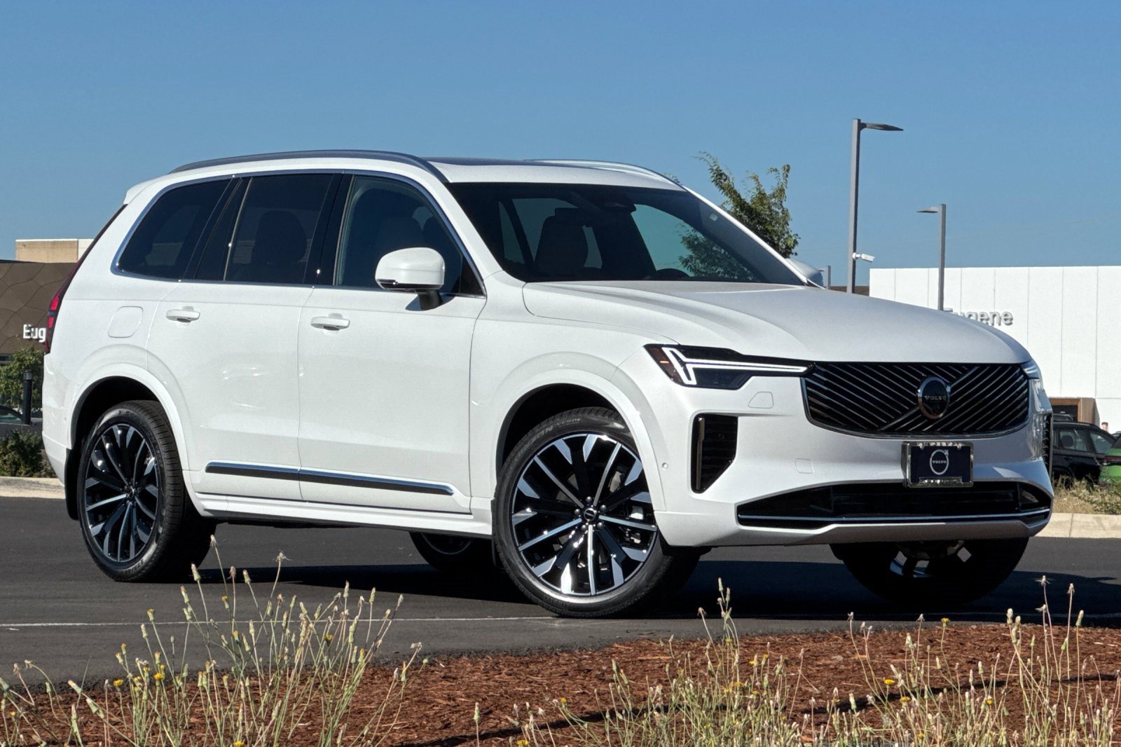New 2026 Volvo XC90 B6 Plus w/ Protection Package Premier image 1