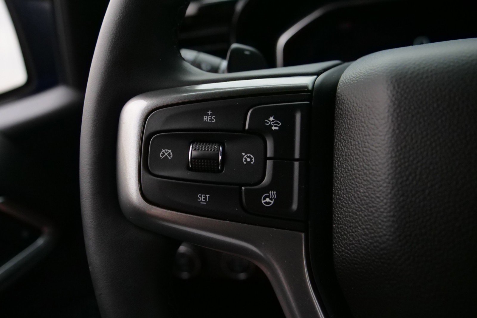 Used 2025 Chevrolet Silverado 1500 RST image 21