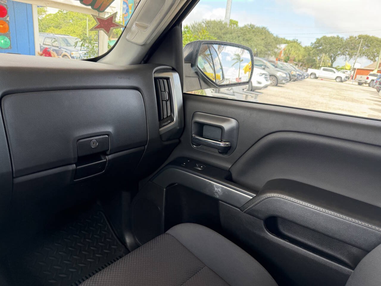 Used 2019 Chevrolet Silverado 1500 LT RWD image 13