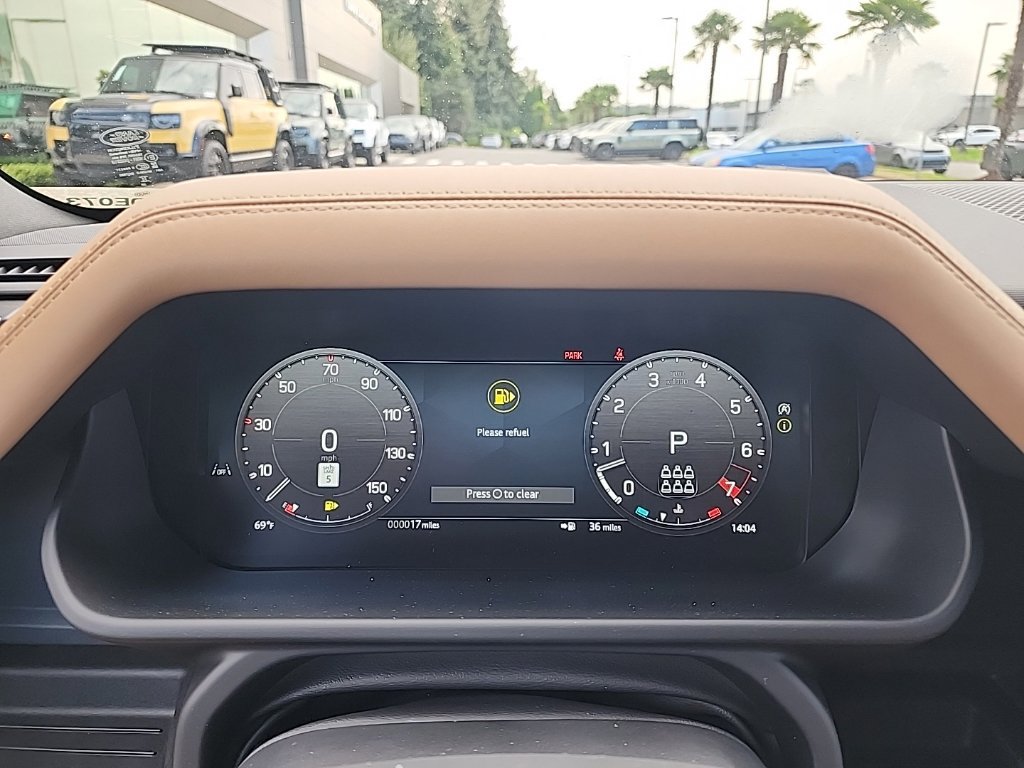 New 2026 Land Rover Defender 130 X-Dynamic SE AWD/4WD image 27