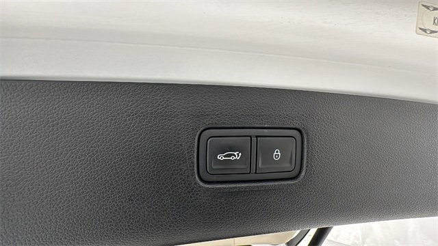 Used 2025 Genesis GV80 2.5T Standard image 16