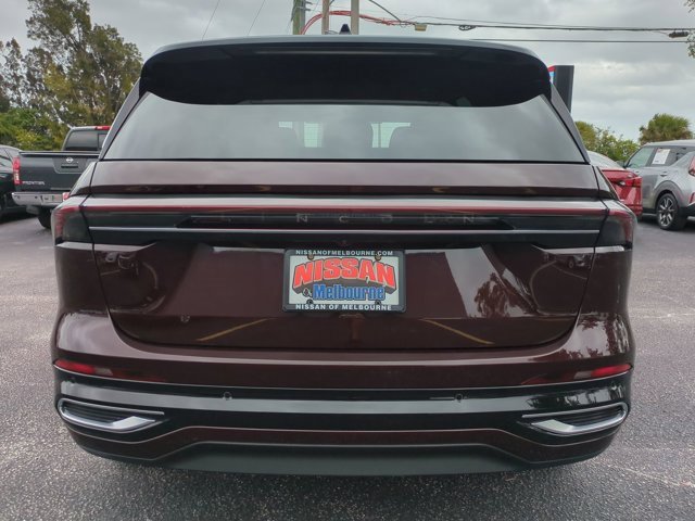 Used 2025 Lincoln Nautilus Reserve image 5