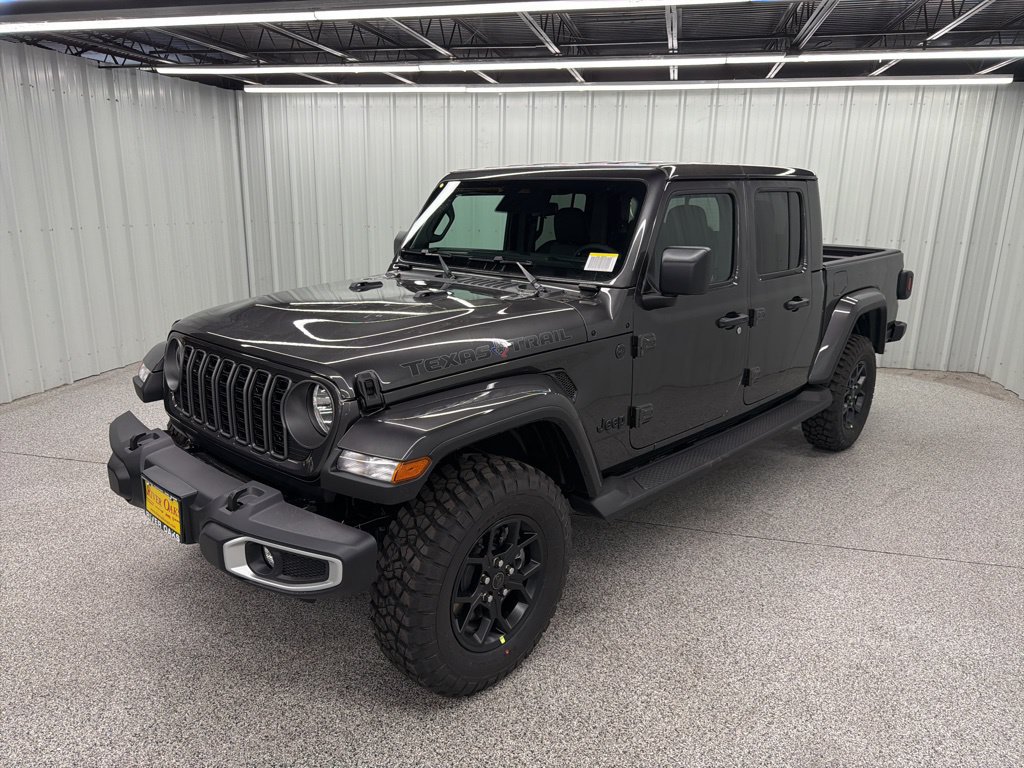 New 2026 Jeep Gladiator Sport AWD/4WD image 3