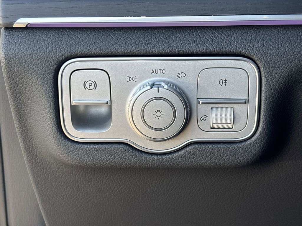 Used 2025 Mercedes-Benz GLE 450 4MATIC Coupe image 18