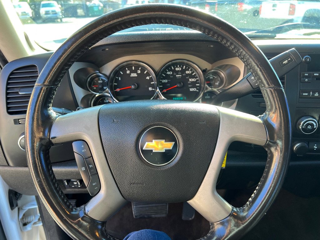 Used 2013 Chevrolet Silverado 3500 LT w/ Convenience Package AWD/4WD image 23