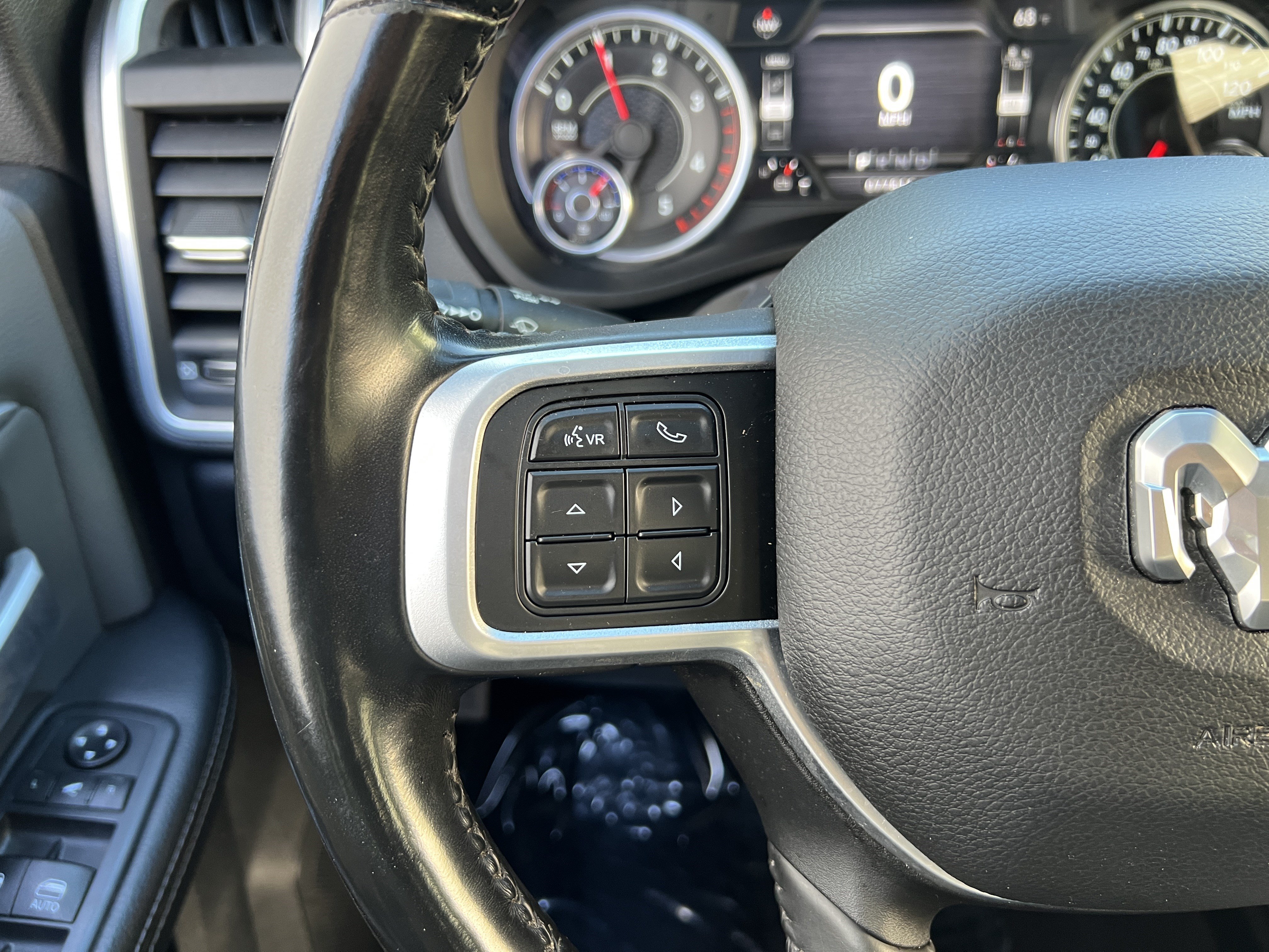 Used 2020 RAM 2500 Big Horn w/ Level 2 Equipment Group AWD/4WD image 24