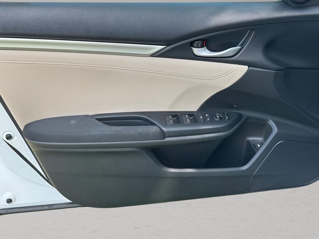 Used 2019 Honda Civic EX image 12