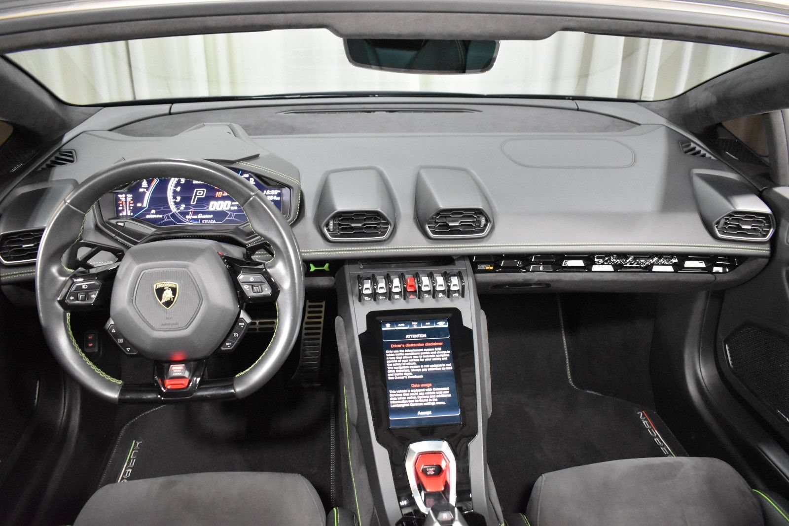Used 2020 Lamborghini Huracan EVO AWD/4WD image 14