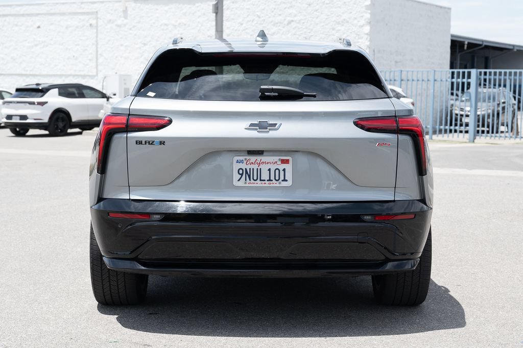 Used 2024 Chevrolet Blazer EV RS RWD image 5