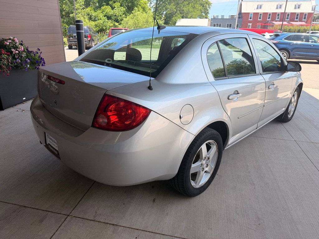 Used 2009 Chevrolet Cobalt LT w/ My Link Package FWD image 7
