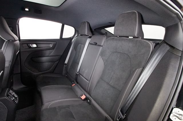 Used 2024 Volvo C40 P8 Recharge Plus w/ Climate Package AWD/4WD image 19